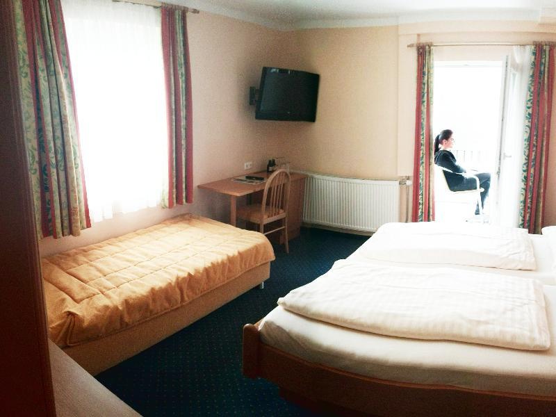 Strandhotel Burgstaller Feld am See Exterior foto